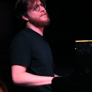 Mark Priore, piano. Photo © Tristan Boy de la Tour